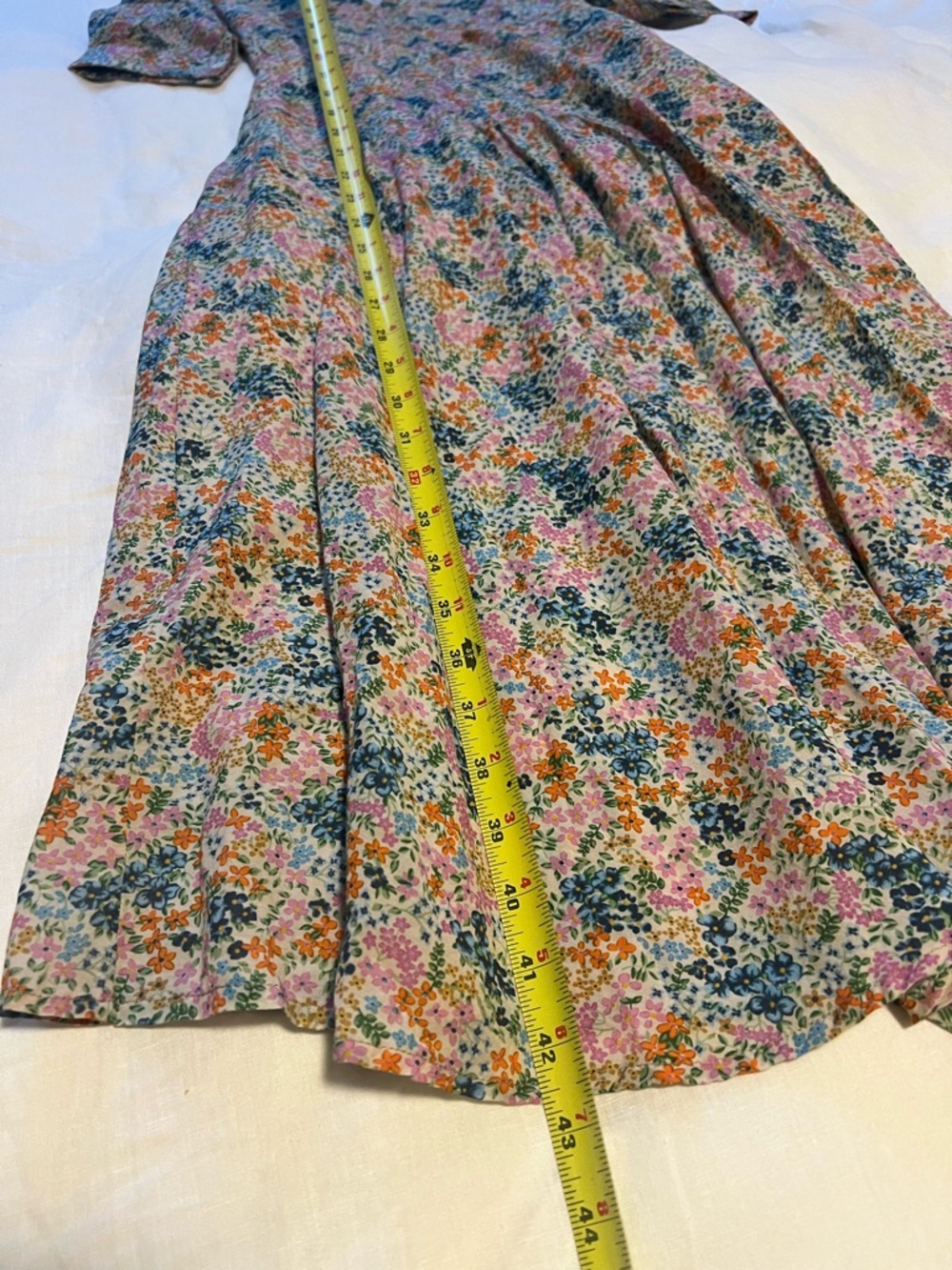 Doen Floral Maxi Dress in Cream with Blue & Pink Bouquet Print - Picture 7 of 10